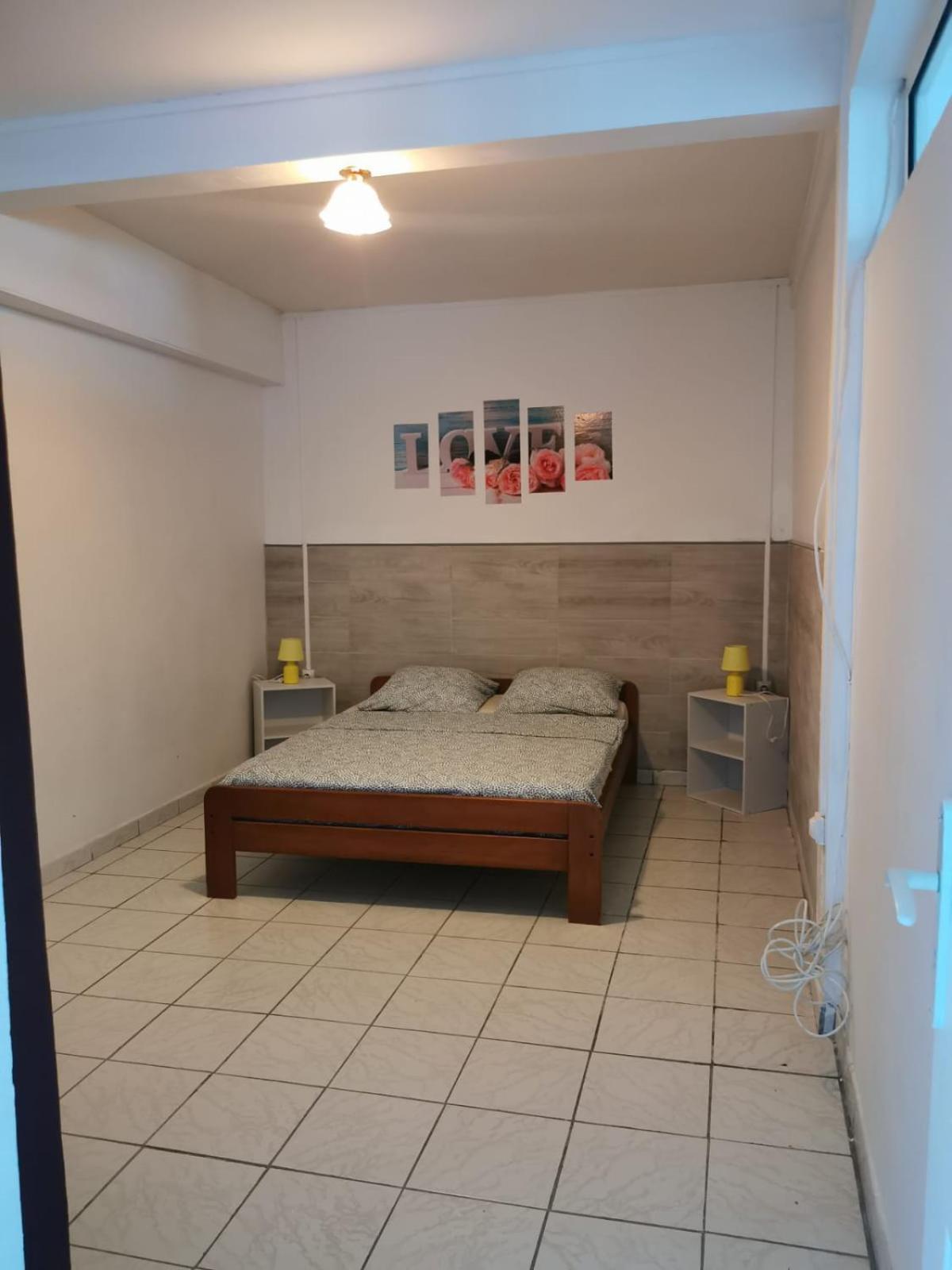 Apartament Anais Loc La Trinité Zewnętrze zdjęcie